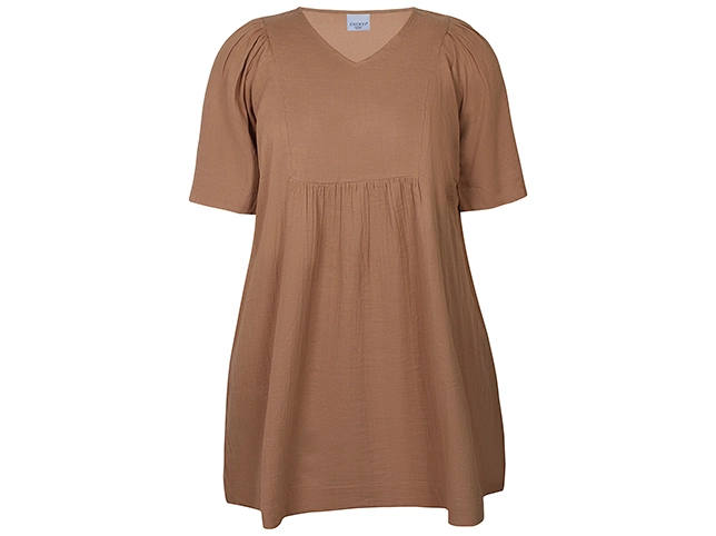 Montana Apparel Shape Retouching and Neck Join Editing